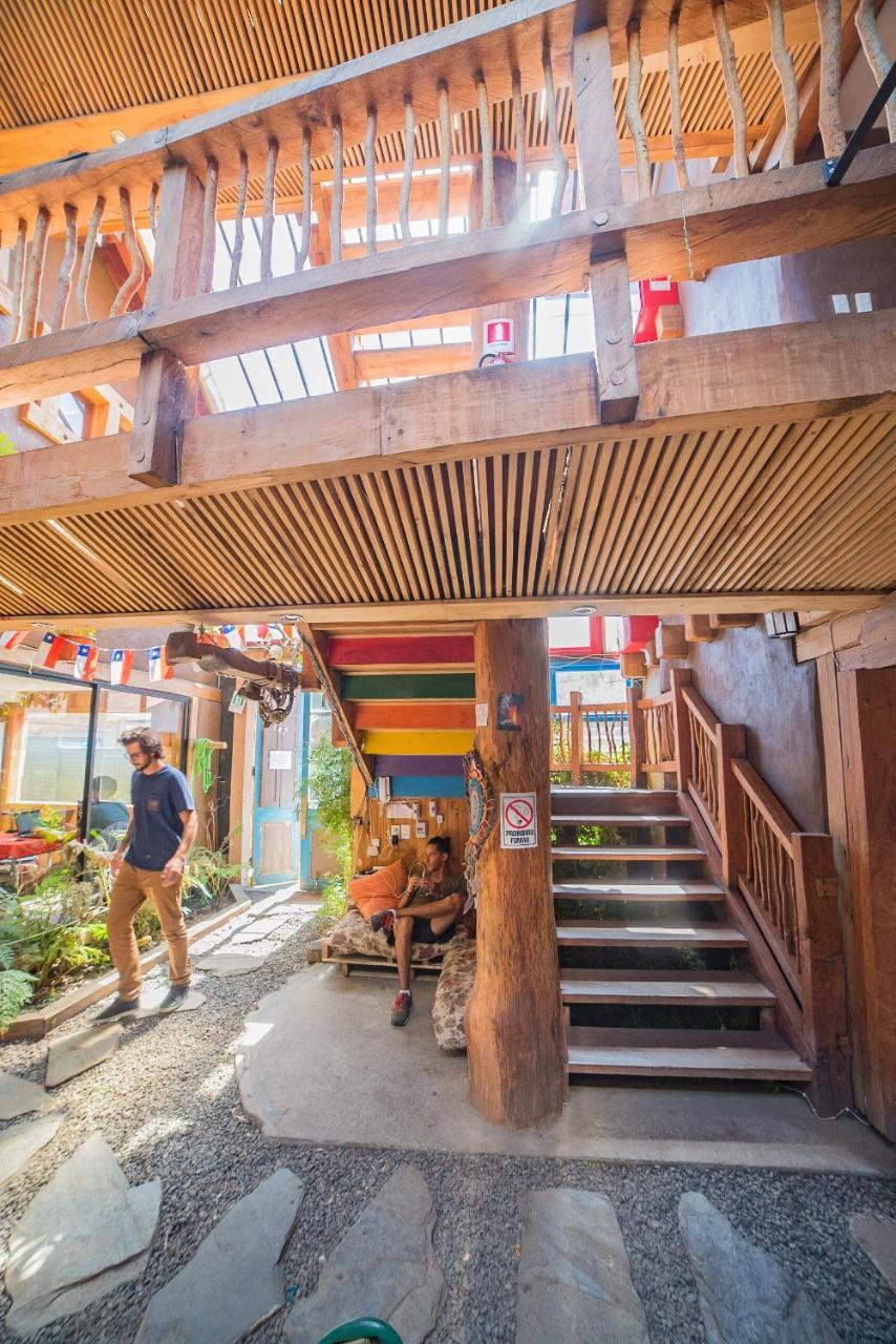 Rio Libre Pucon Party Hostel Exterior photo