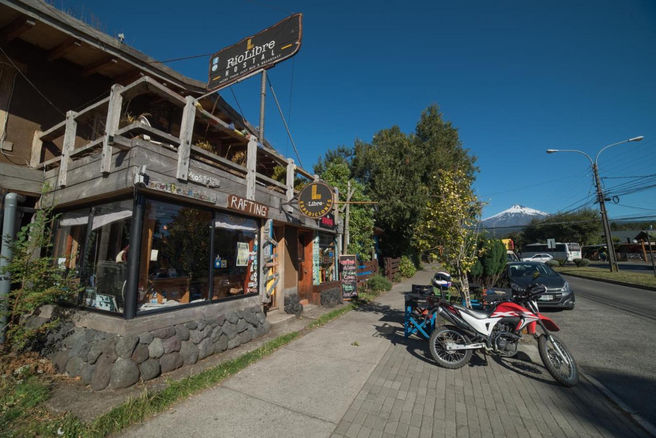 Rio Libre Pucon Party Hostel Exterior photo